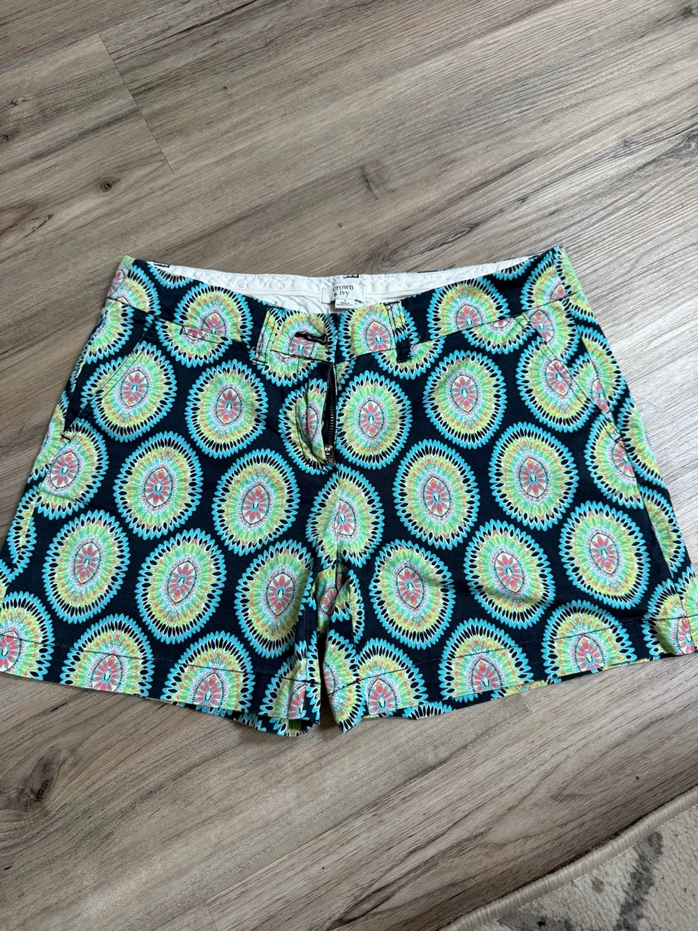 crown & ivy Multicolor Medallion Print Shorts in Navy